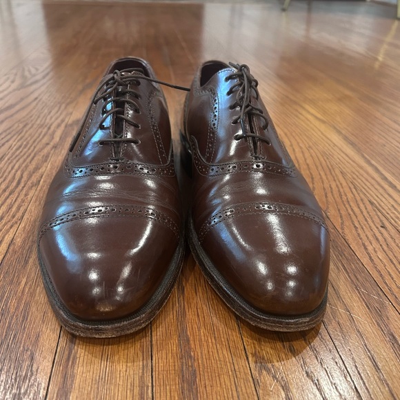 Bostonian Dark Brown Leather Oxfords - Picture 1 of 7